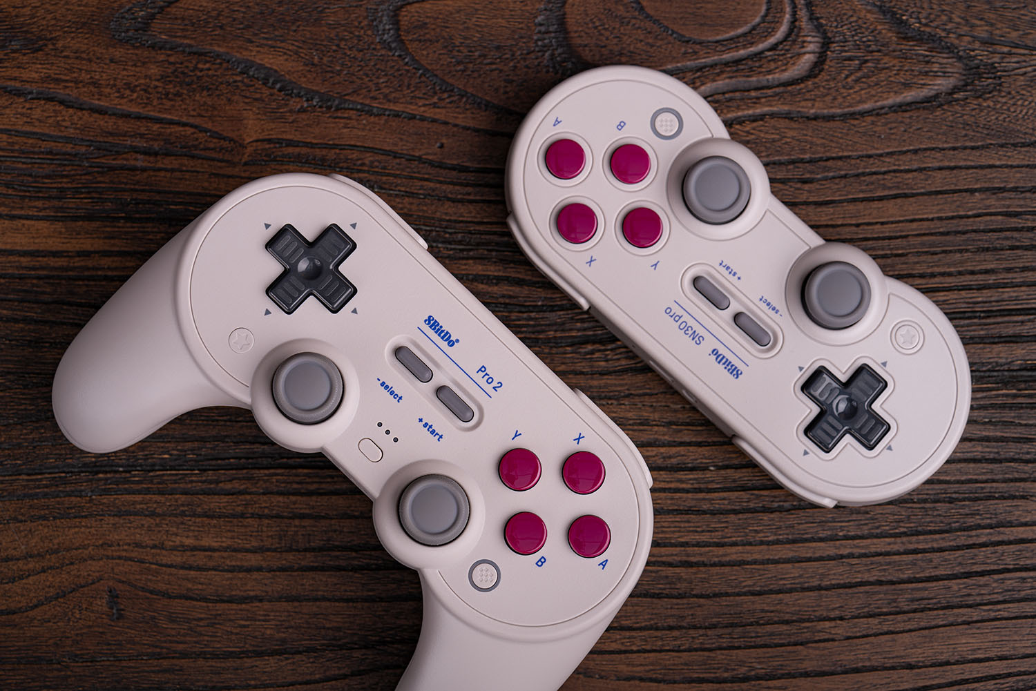 8Bitdo Pro2 Bluetooth Game Con - Turing Pi 2 recensie en prijs